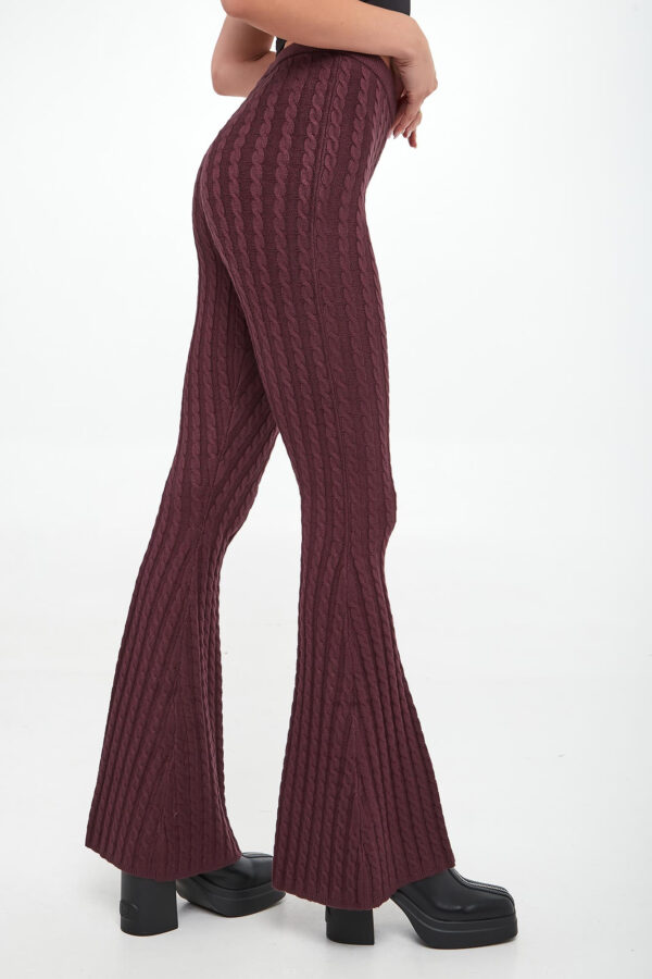 ce596a503f3a21b28b8944470604255c75e77ab0 Spodnie damskie dzianinowe TWINSET ACTITUDE