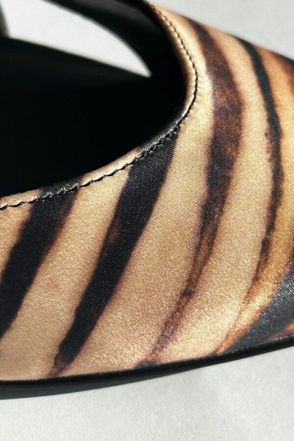 JUST CAVALLI Czarne damskie sandały Frina