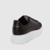 ALEXANDER MCQUEEN Czarne sneakersy męskie z białą podeszwą