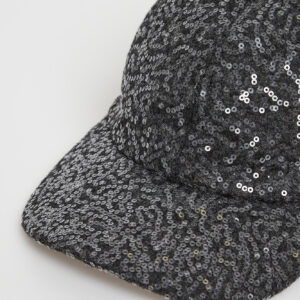 Czapka damska z daszkiem cekinowa PESERICO