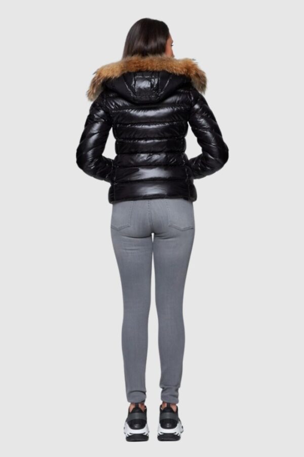 HETREGO Czarna damska puchowa kurtka Holly z odczepianym kapturem, Rozmiar 42 EU - 46 IT