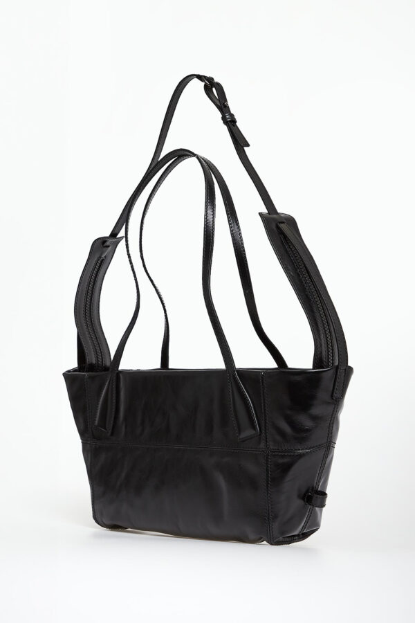 d8de3f7e73b7fdf7a8fa9500e0b5d23b35ee7eaa Torebka damska skórzana BALMAIN