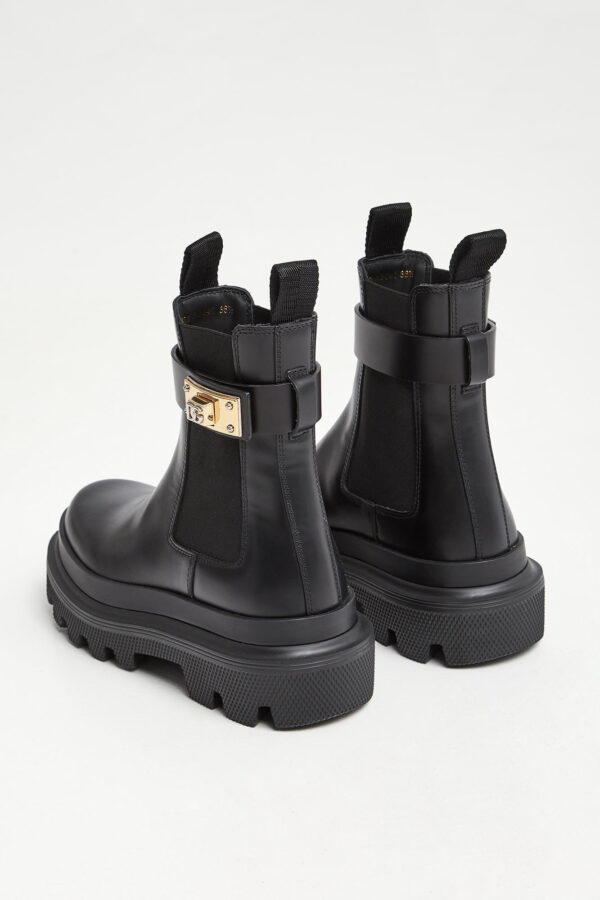 dc4617febffaa05a5d6bef3bbd2dc44772a51f99 Trapery damskie DOLCE & GABBANA