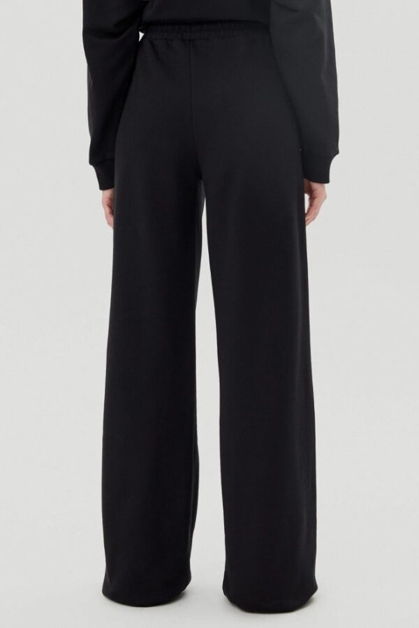 GUESS Czarne dresowe spodnie damskie Primula