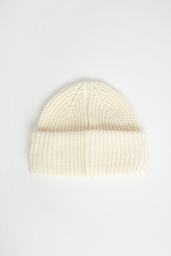 df26d5152b1c2a15ace02377dde04e4108ea9d5b Czapka damska zimowa LIU JO