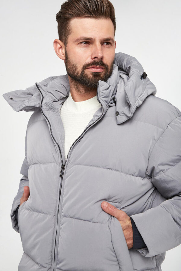 e3662fbeb3841b6cba0058af4d23cd91618a73e4 Kurtka męska puchowa EMPORIO ARMANI