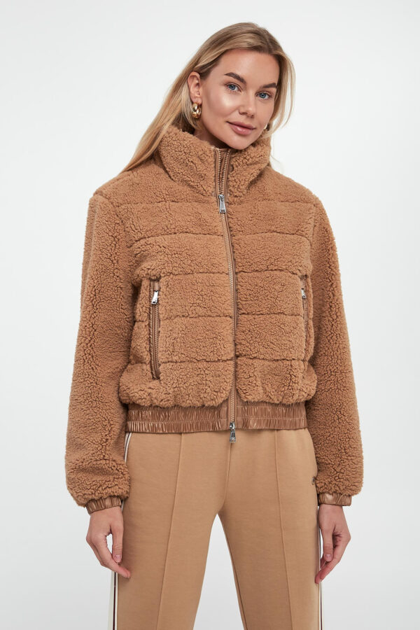 e41256015741eed36b534a4e5db75cfd32b7d269 Kurtka damska baranek Olivet JOOP!