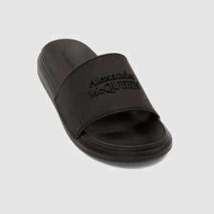 ALEXANDER MCQUEEN Czarne klapki męskie z logo