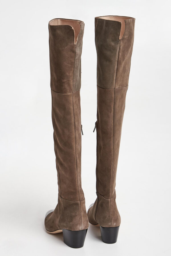 e9e58be50e35456c7c8b3d27149b50507a954731 Kozaki zamszowe CUSTOMMADE