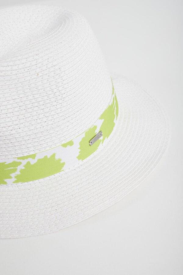 f2a41cb1ab88c2718b3809ef9a17097fc49107e1 Kapelusz damski ARMANI EXCHANGE