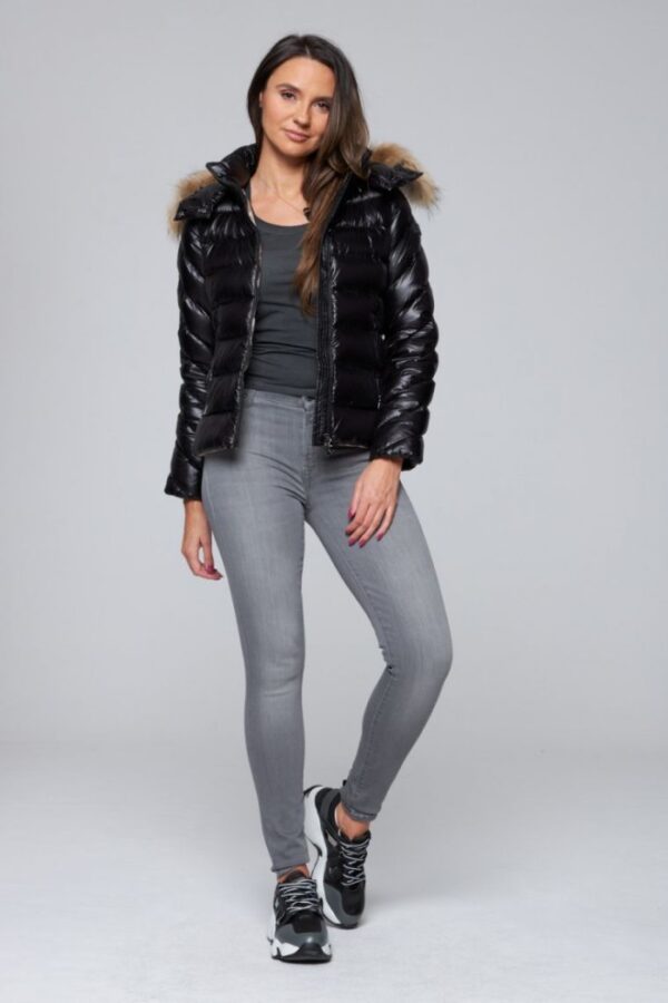 HETREGO Czarna damska puchowa kurtka Holly z odczepianym kapturem, Rozmiar 42 EU - 46 IT