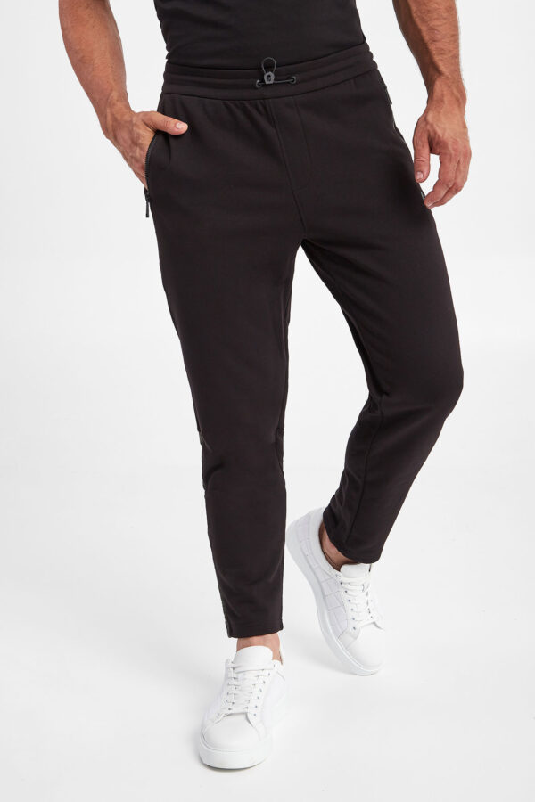 f4abdc0ca982ef91e6b42b0d915b4495e160c1de Spodnie dresowe ARMANI EXCHANGE