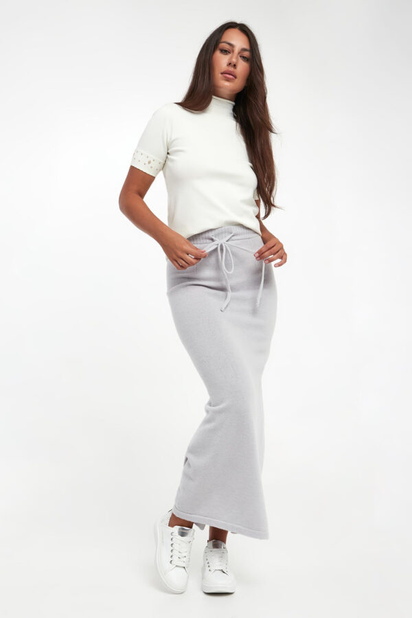 f8df23007607ffd0f2e81ff6cd2cab918e97a9fd Sweter damski z krótkim rękawem TWINSET