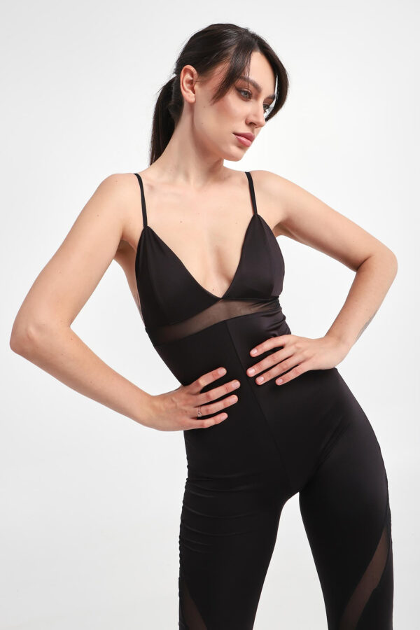 f9001ff846511a11b6bcefc035edacc715fbce85 Kombinezon damski GESTUZ