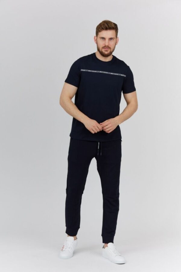 fa2dee7fcdfb8c2e23e8368c9aac7a75cb6dc790 ARMANI EXCHANGE Granatowy t-shirt męski z paskiem z logo