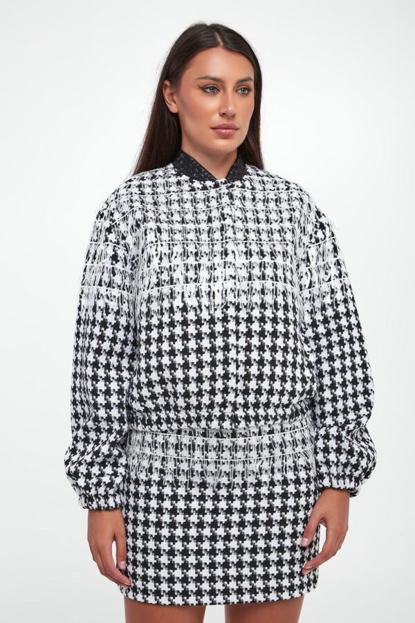 fe3057bb70eb3f2d85887c99be969bf84134f5a0 Kurtka damska z frędzlami SPORTA